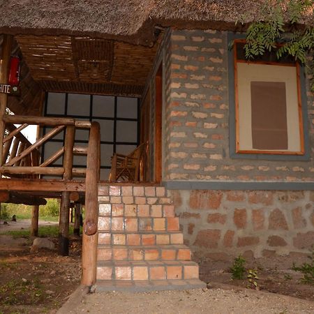 Irungu Forest Safari Lodge Katunguru Luaran gambar