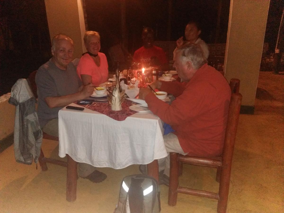 Irungu Forest Safari Lodge Katunguru Luaran gambar