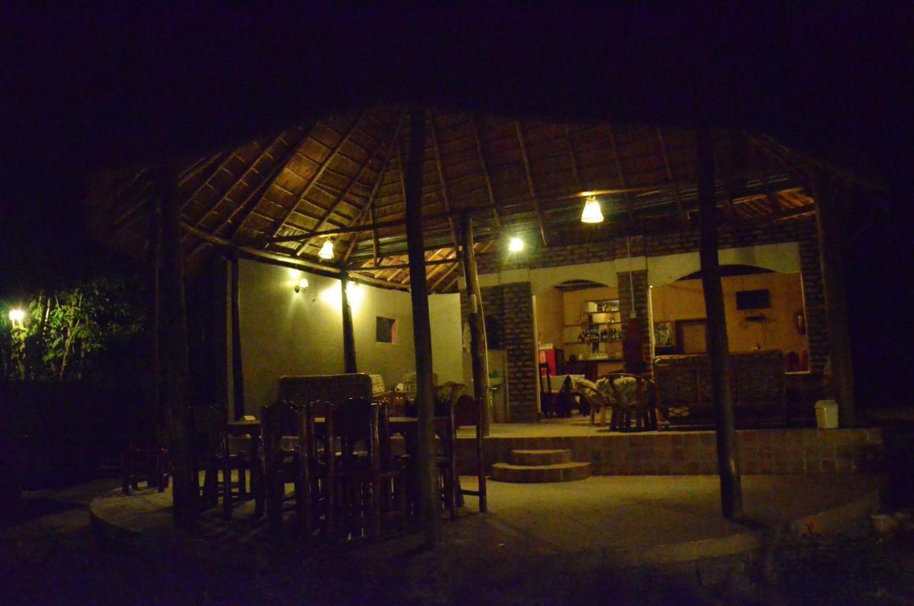 Irungu Forest Safari Lodge Katunguru Luaran gambar