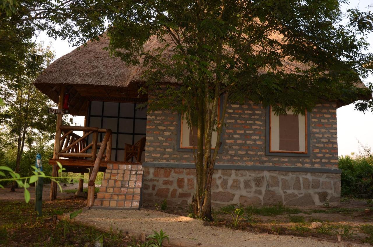 Irungu Forest Safari Lodge Katunguru Luaran gambar