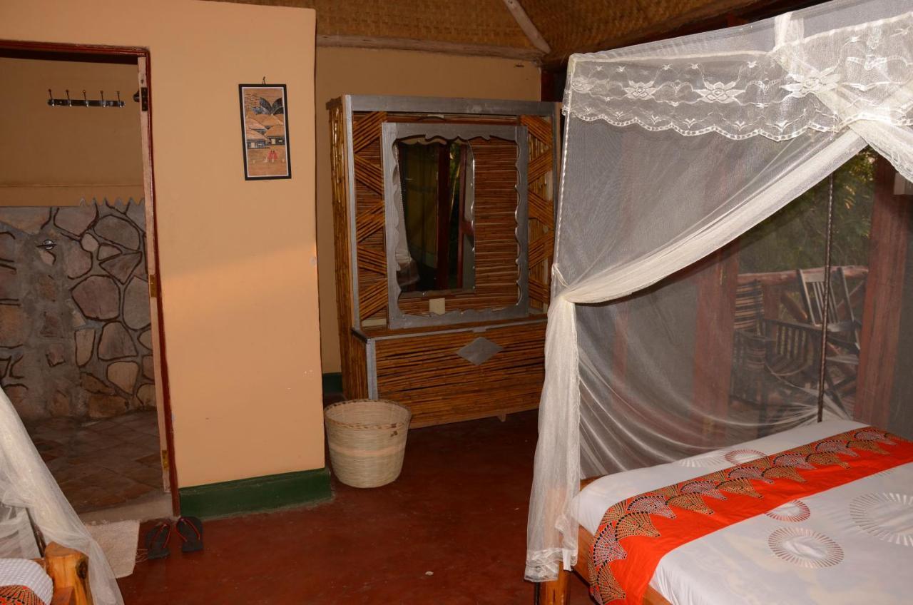 Irungu Forest Safari Lodge Katunguru Luaran gambar