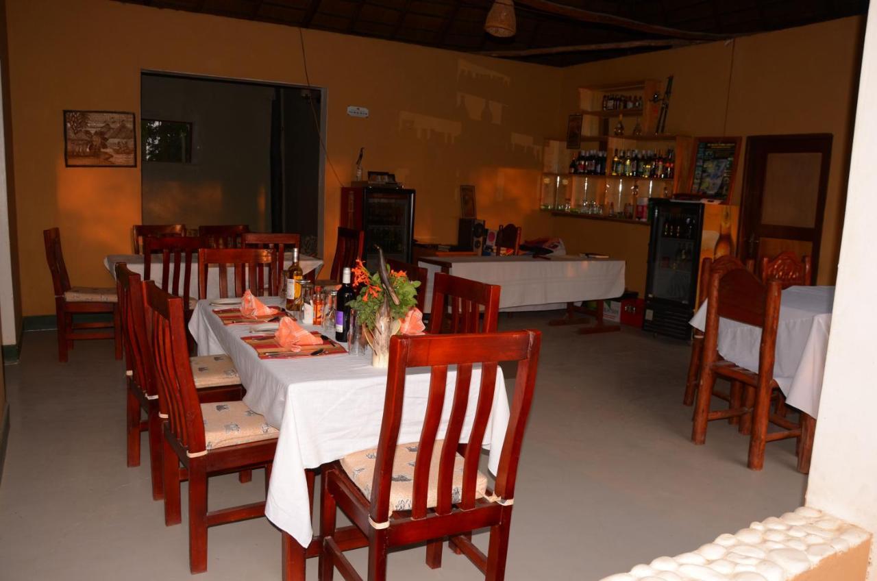 Irungu Forest Safari Lodge Katunguru Luaran gambar