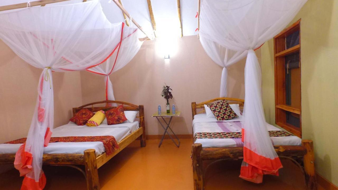 Irungu Forest Safari Lodge Katunguru Luaran gambar