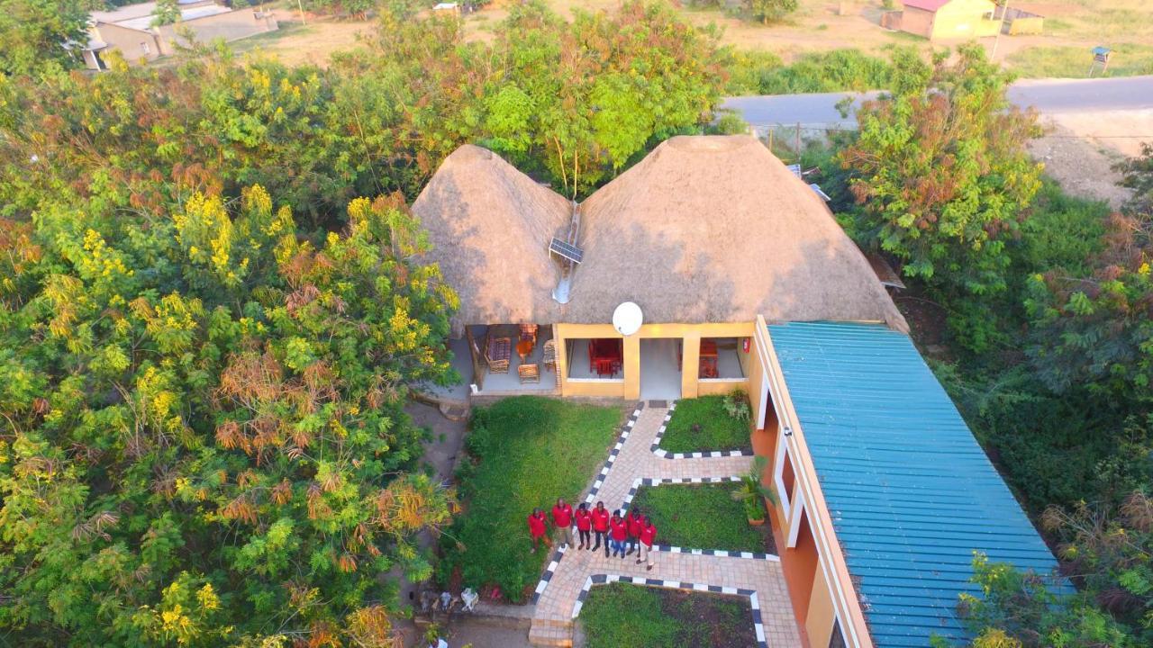 Irungu Forest Safari Lodge Katunguru Luaran gambar